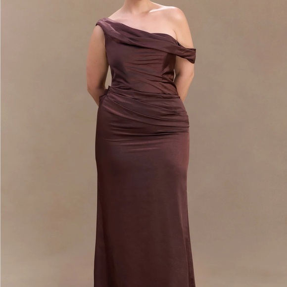 Meshki One Shoulder Dress in Deep Brown - Picture 3 of 7
